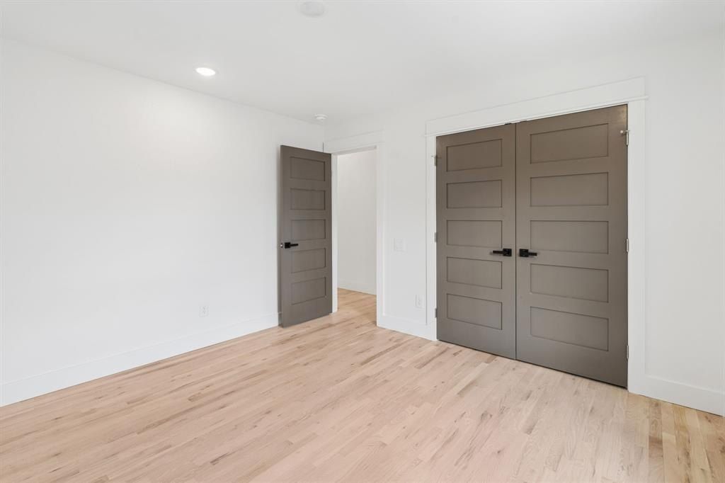 416 S Elm Street. Sherman, TX 75090