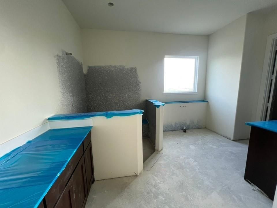 1454 County Road 4910. Leonard, TX 75452
