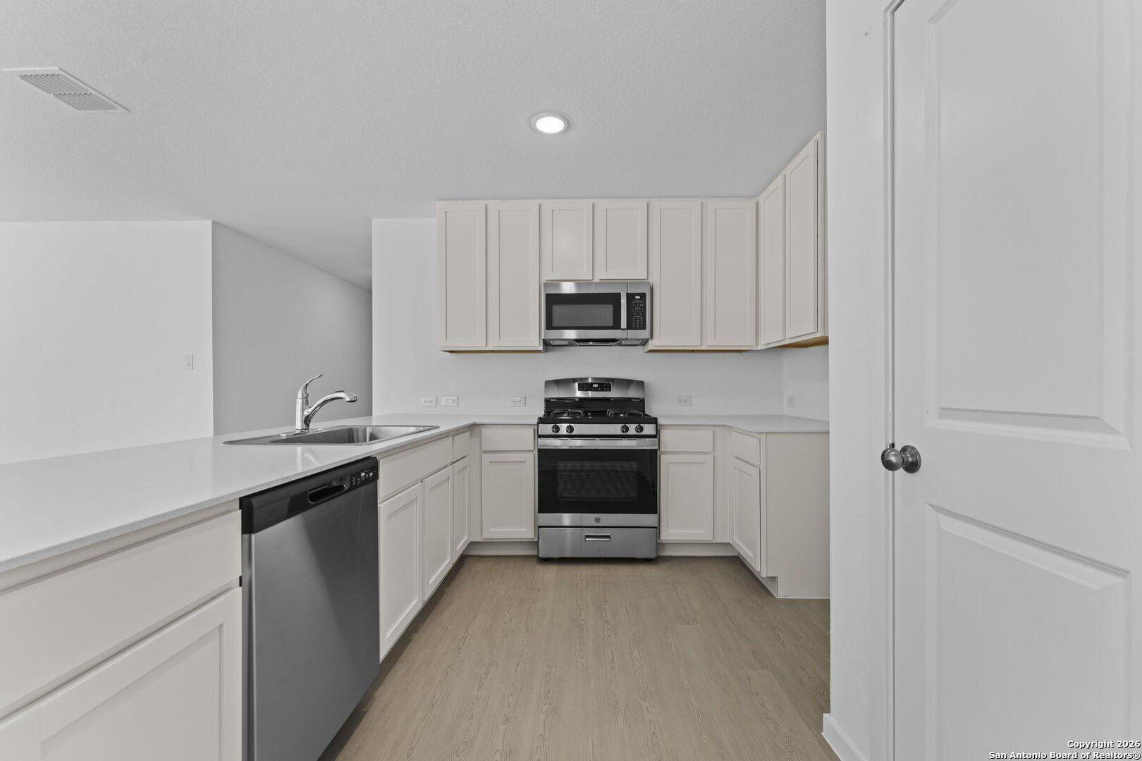 103 Ellendale Place. Fredericksburg, TX 78624