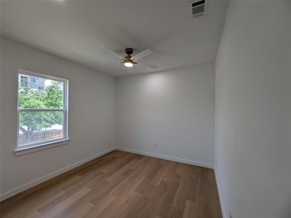 2404 56Th Street. Dallas, TX 75241