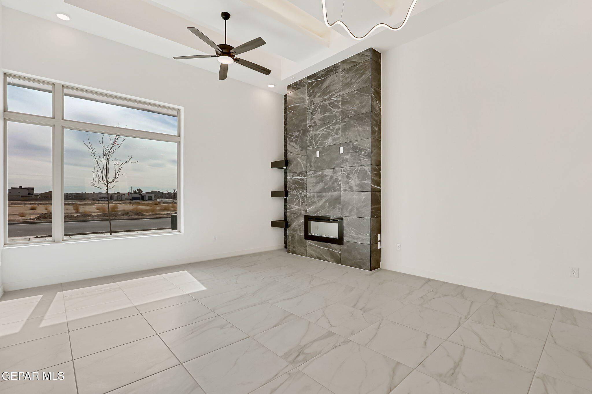 933 Ada Lane. El Paso, TX 79932