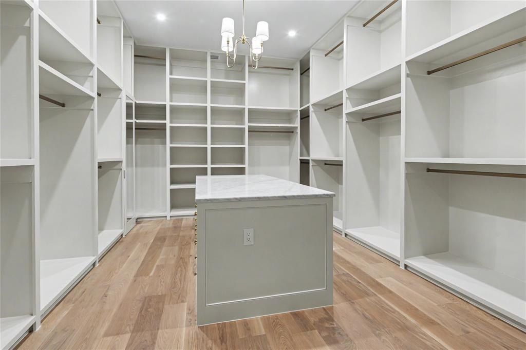 4222 Willow Grove Road. Dallas, TX 75220