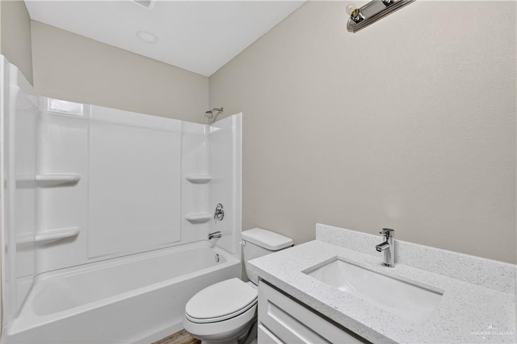 2521 Tuscany Road. Weslaco, TX 78596