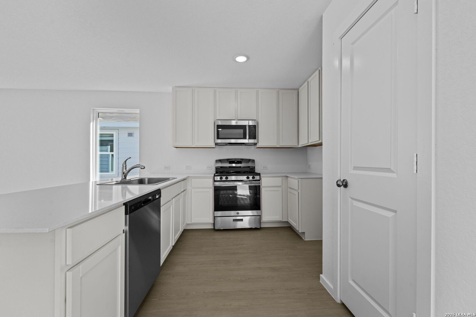 101 Ellendale Place. Fredericksburg, TX 78624