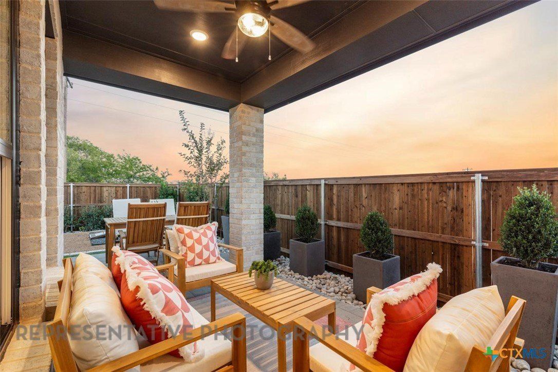 8090 Coral Draw. Schertz, TX 78154
