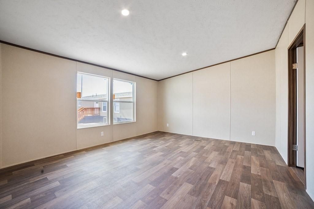 1023 Hopewell Road. Bellevue, TX 76228