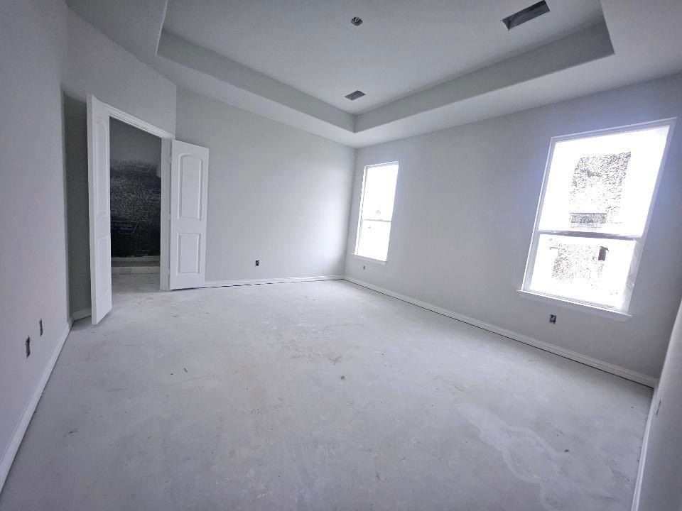 3005 Leopard Lane. Ennis, TX 75119