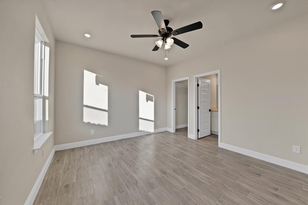 5712 San Jacinto Drive. Granbury, TX 76048