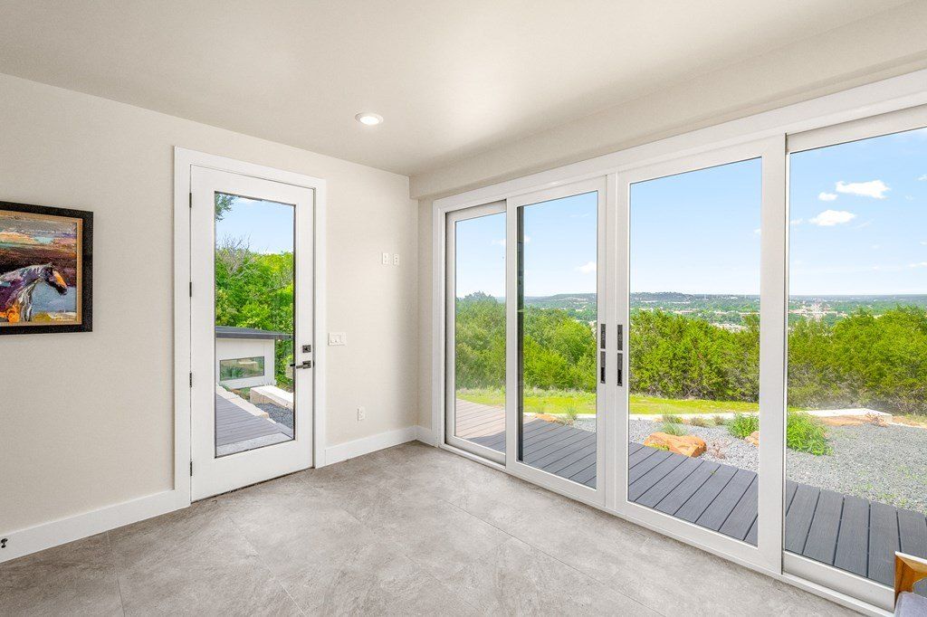 270 S Lehmann Dr. Kerrville, TX 78028