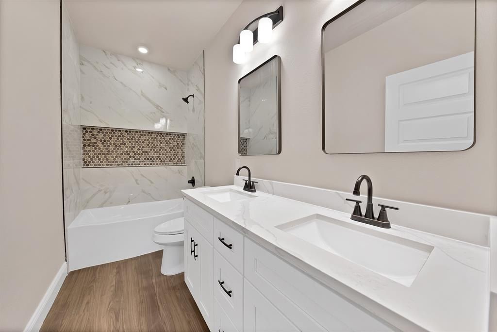 5805 Barkridge Drive. Granbury, TX 76048