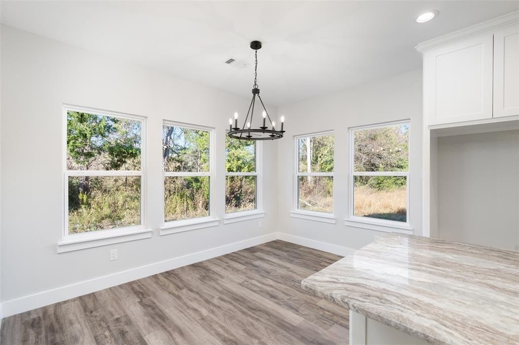 304 Kelcey Court. Trenton, TX 75490
