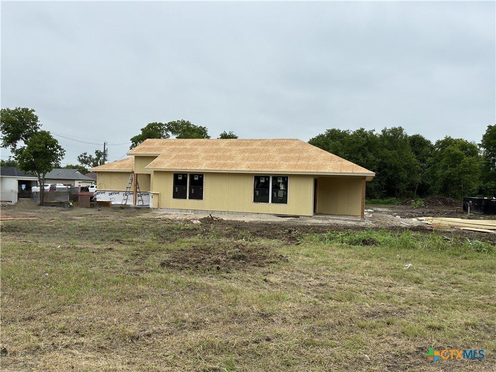 129 Avenue B. Moody, TX 76557