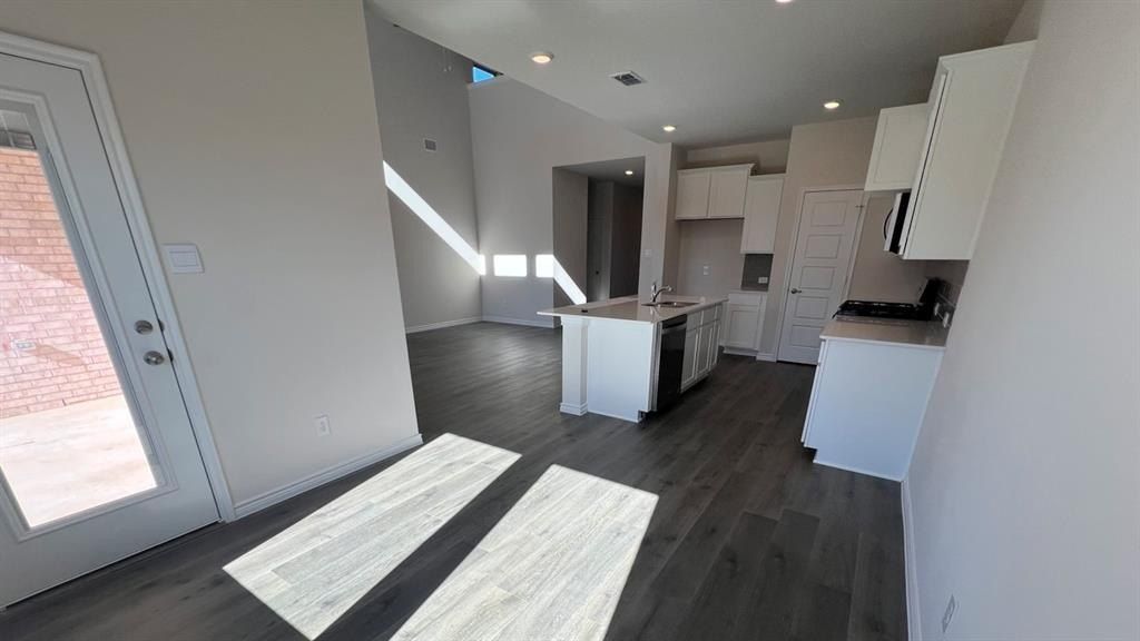 9517 Dugout Drive. Aubrey, TX 76227