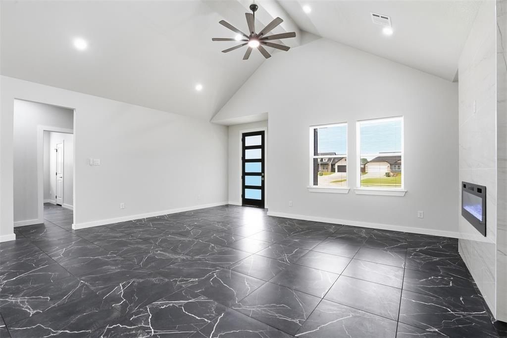 544 Highview Court. Godley, TX 76044