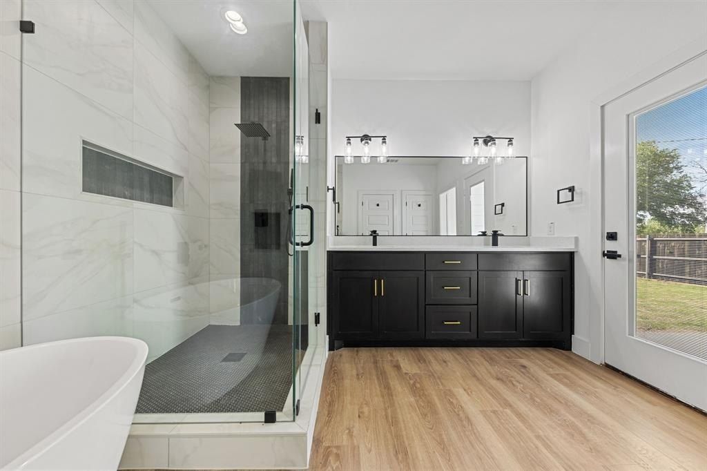 1604 Marburg Street. Dallas, TX 75215