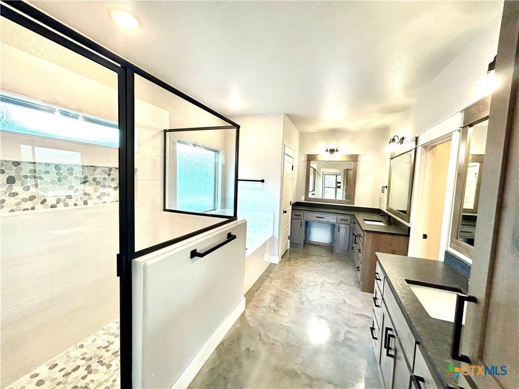 3 Saul Dr. Lampasas, TX 76550