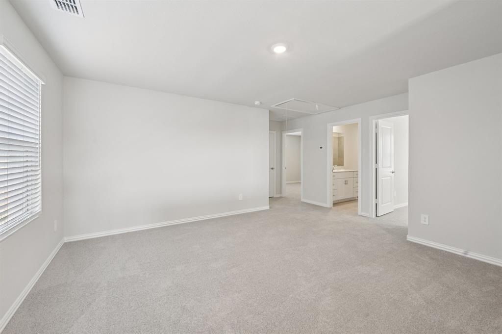 3064 Belton Drive. Farmersville, TX 75442