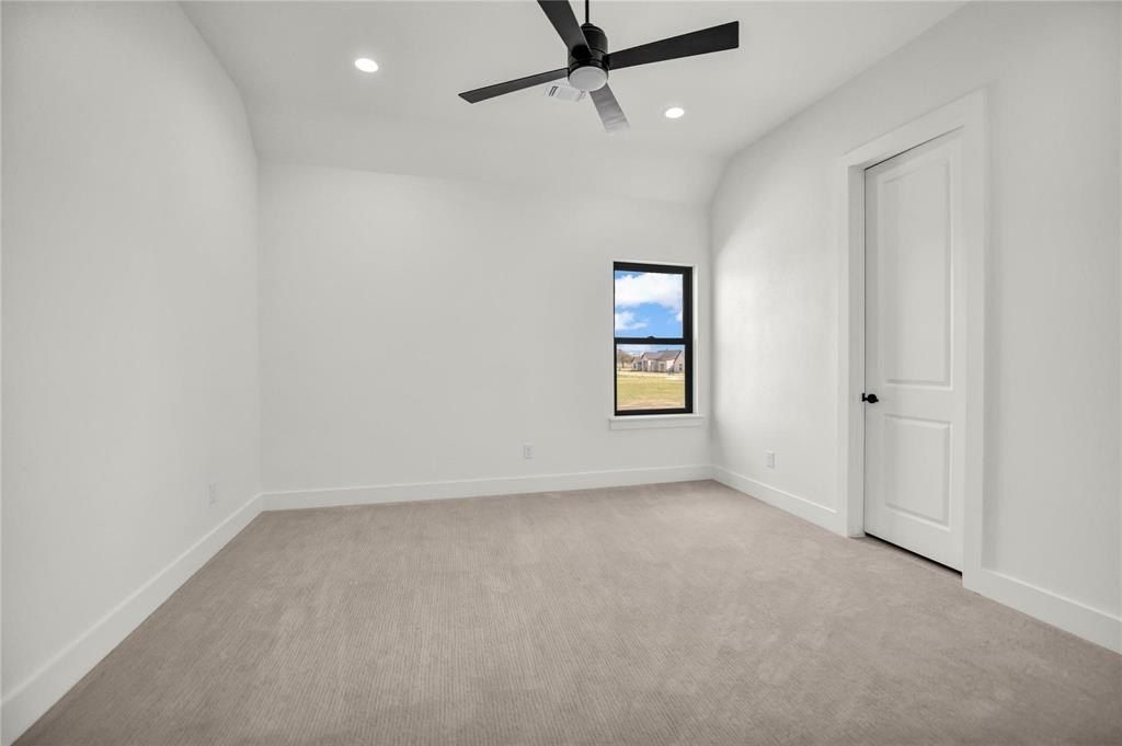 5017 Frost Creek. Aledo, TX 76008