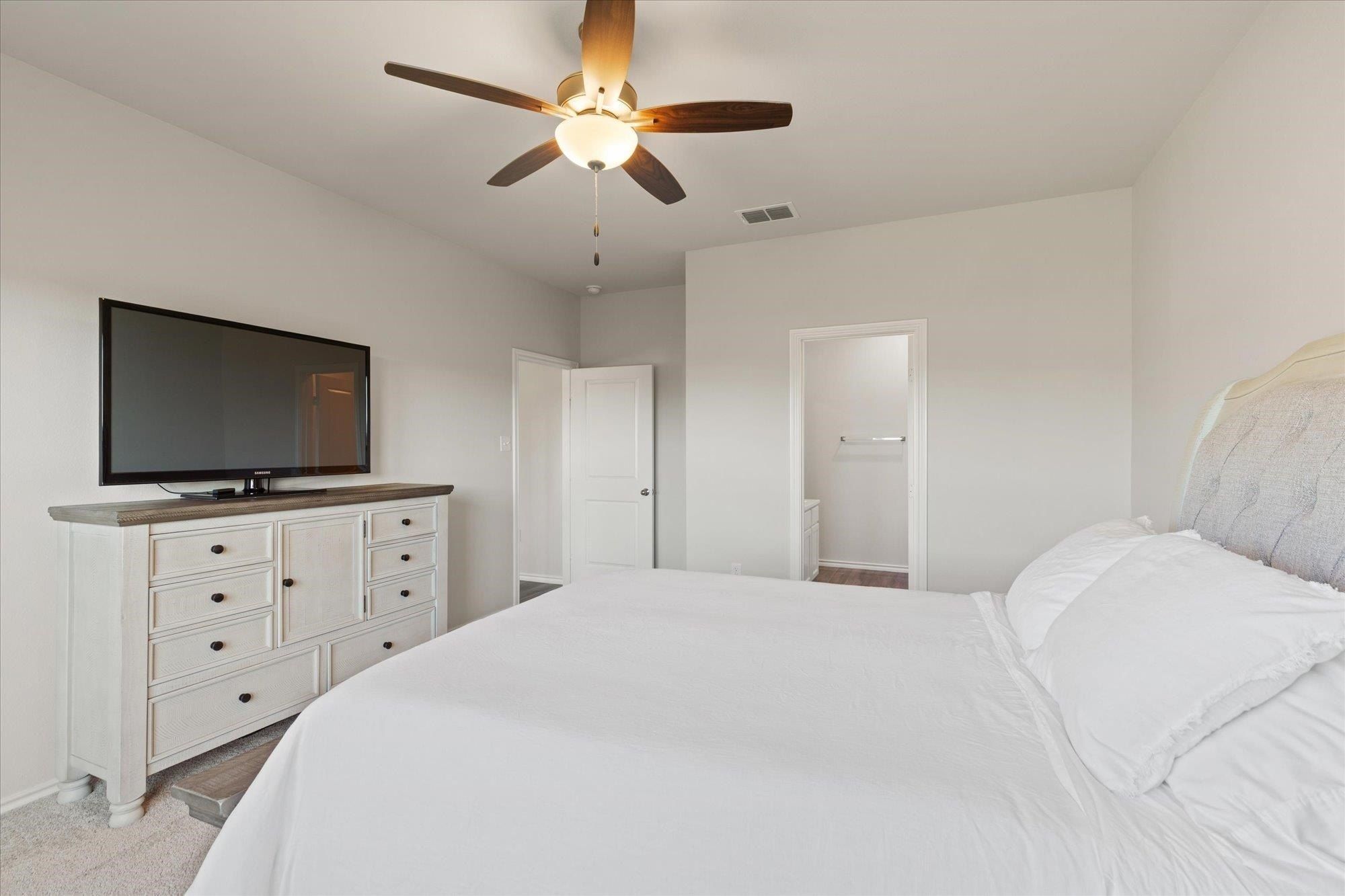 1120 Mission Creek Drive. Longview, TX 75601