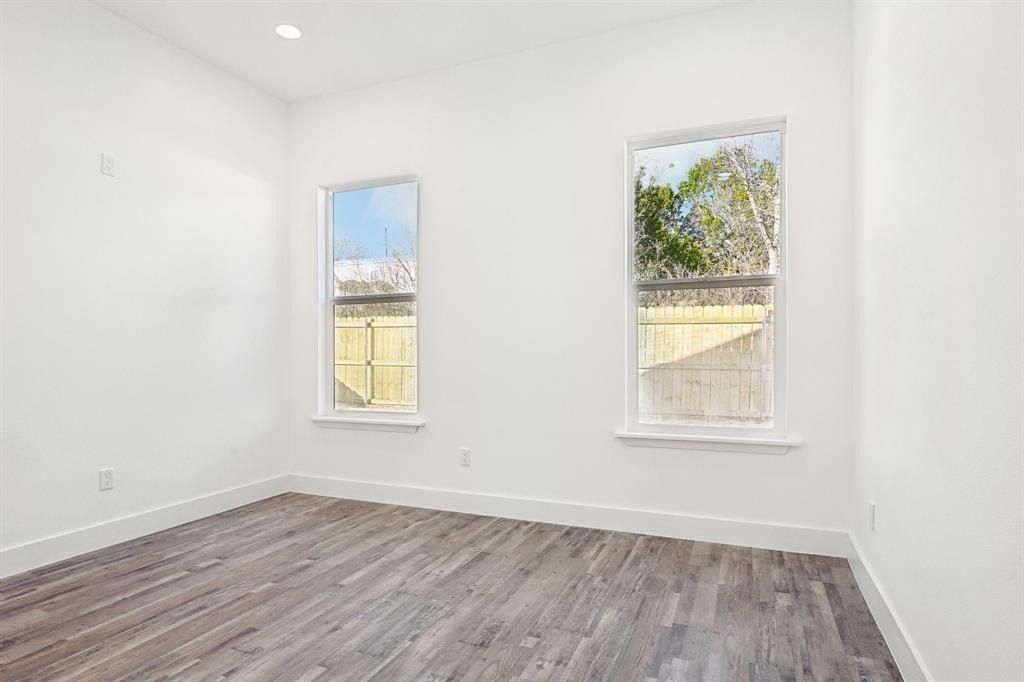 3613 Durango Trail. Granbury, TX 76048
