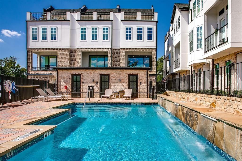 4617 Greenborough Lane. Dallas, TX 75219