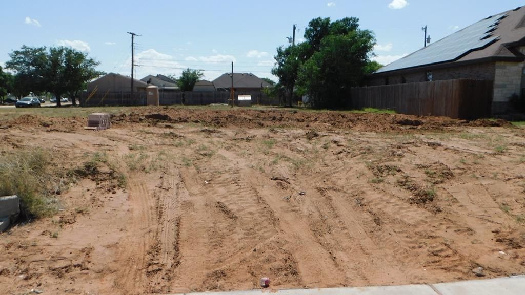 608 Jackson St. Midland, TX 79701
