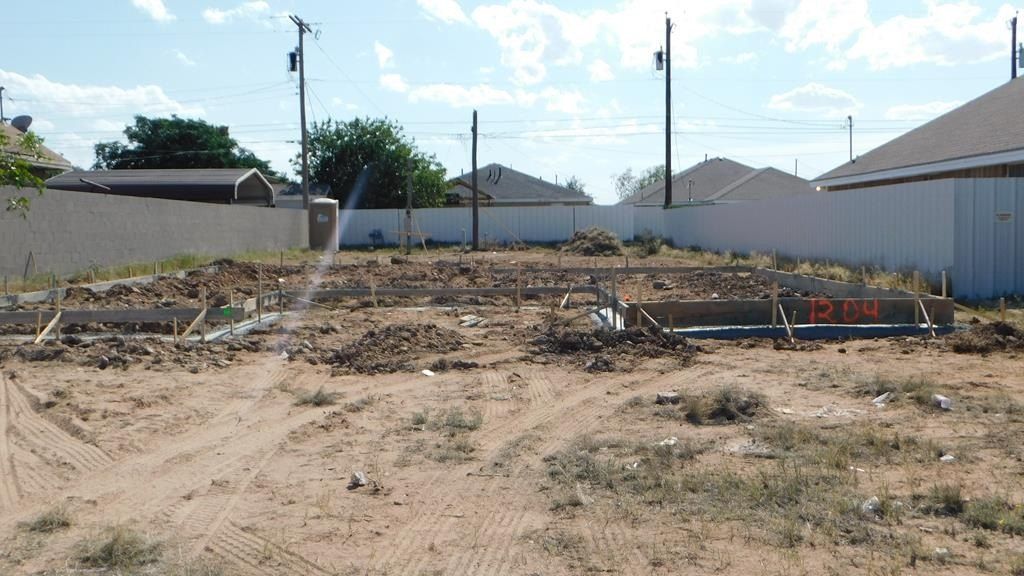 1304 Connell St. Midland, TX 79701