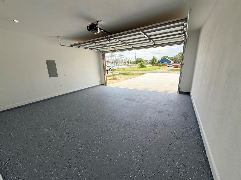 302 E Travis Street. Leonard, TX 75452