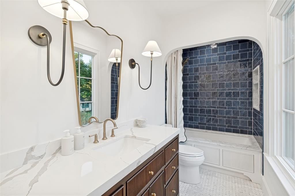 1112 Pueblo Drive. Richardson, TX 75080