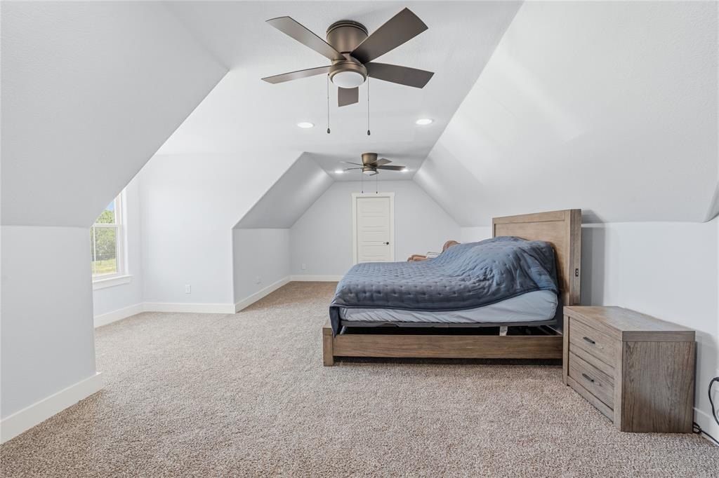 1100 Maverick Court. Rio Vista, TX 76093