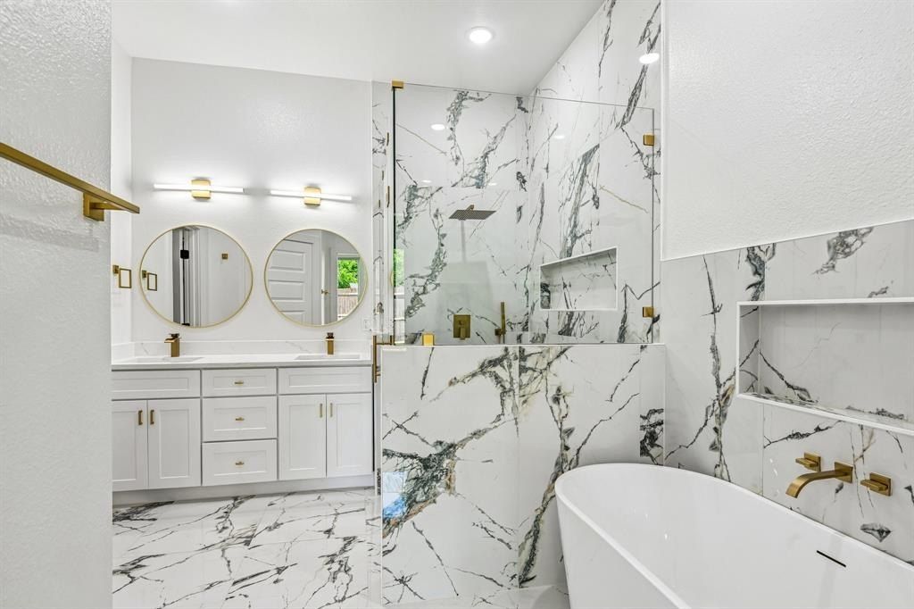2504 Vaughn Boulevard. Fort Worth, TX 76105