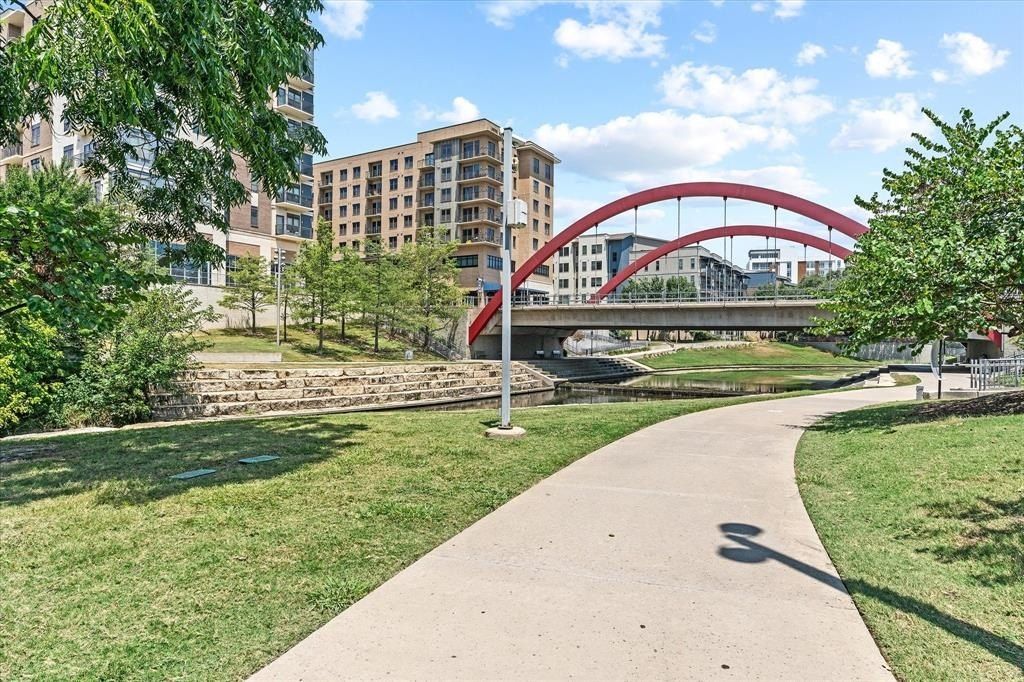 14953 Holly Street. Addison, TX 75001