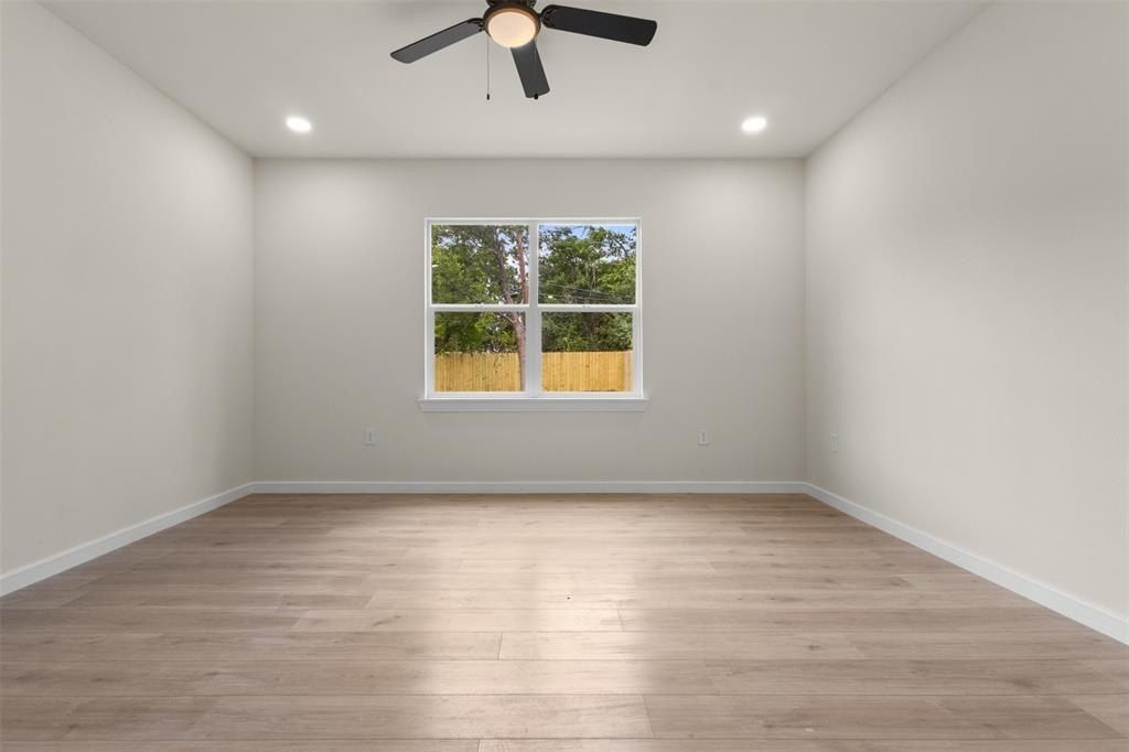 3101 Crenshaw Avenue. Fort Worth, TX 76105