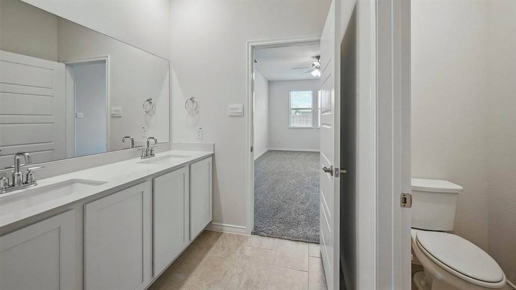 7081 Bison Creek Lane. Garland, TX 75043