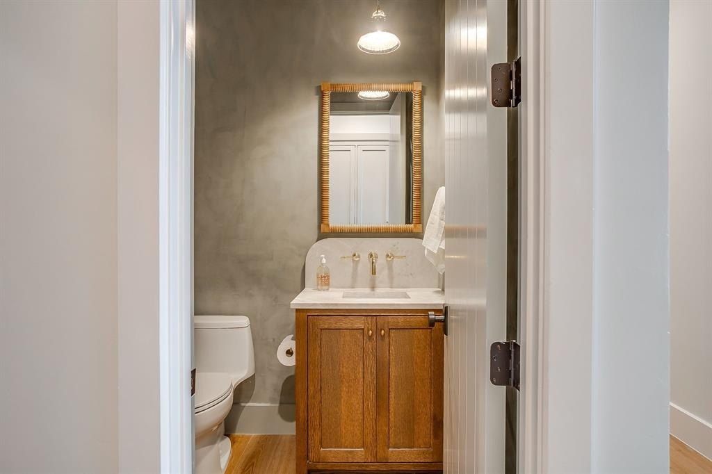 1030 Aledo River. Aledo, TX 76008
