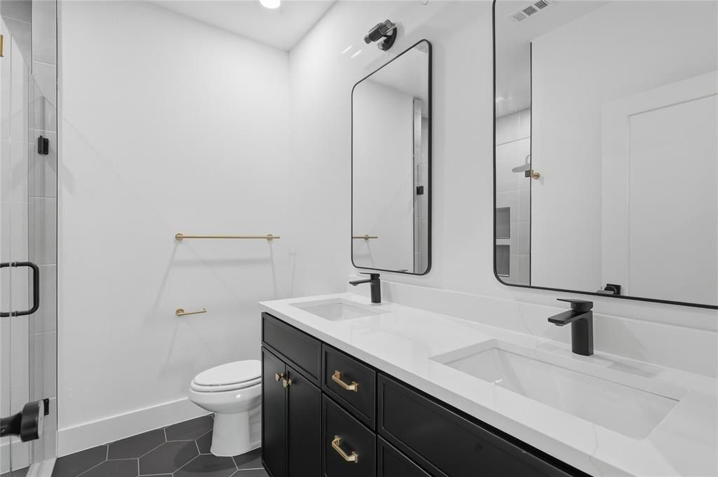 1617 Marburg Street. Dallas, TX 75215