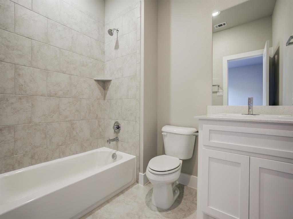 2619 Carmelita Street. Dallas, TX 75212