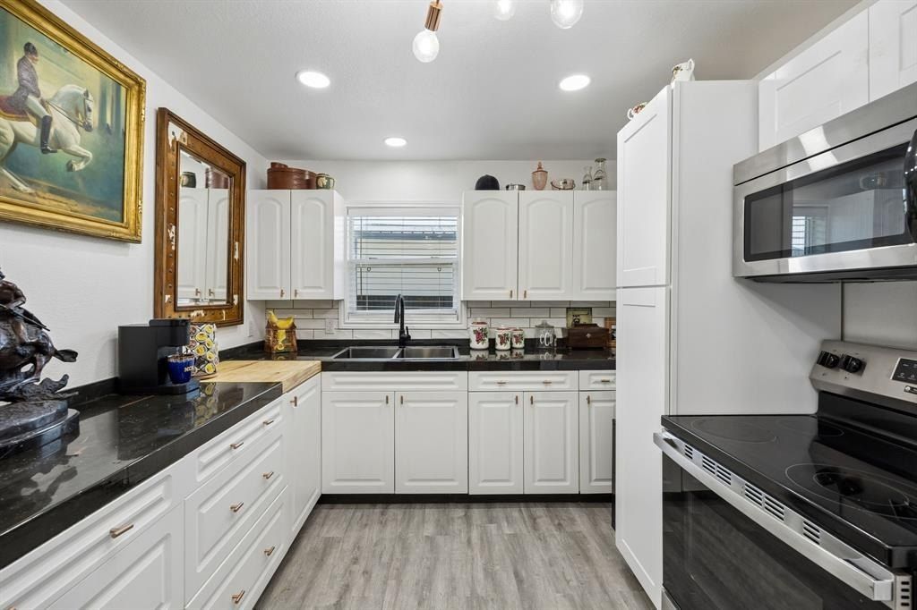 111 Mitchell Road. Sherman, TX 75090