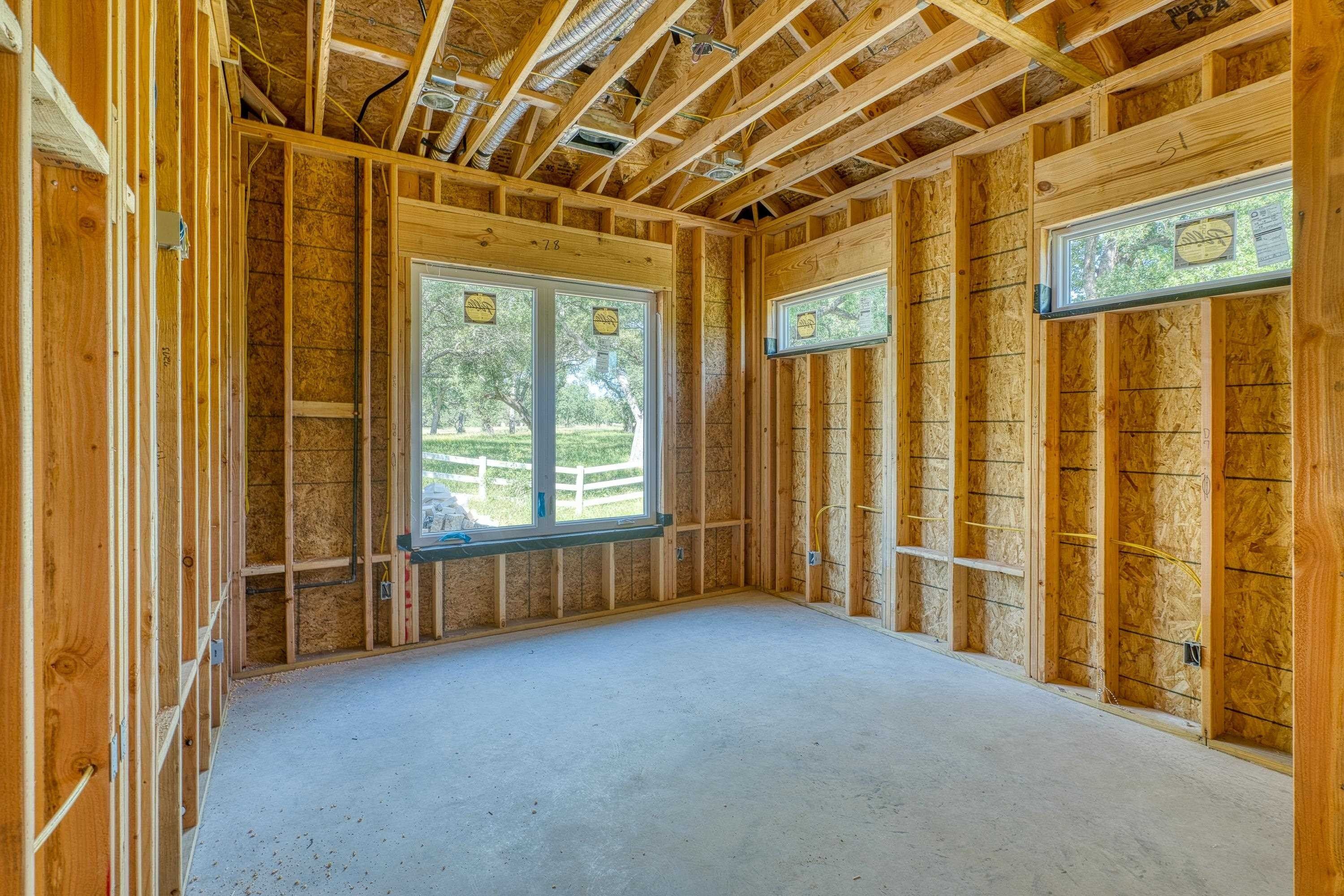 1008 Cats Eye. Horseshoe Bay, TX 78657