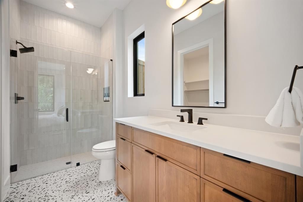 4241 Somerville Avenue. Dallas, TX 75206