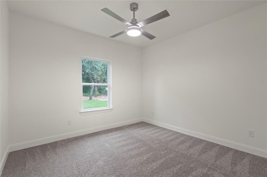 104 Jim Walter Drive. Runaway Bay, TX 76426