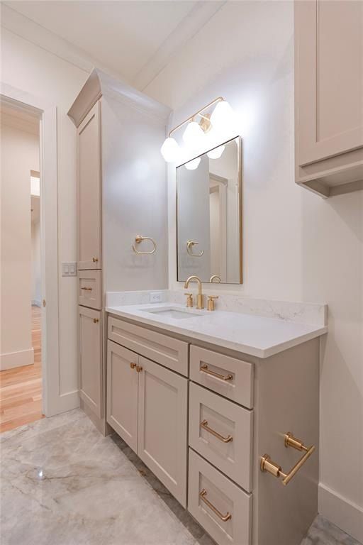 7013 Oakmont Terrace. Fort Worth, TX 76132