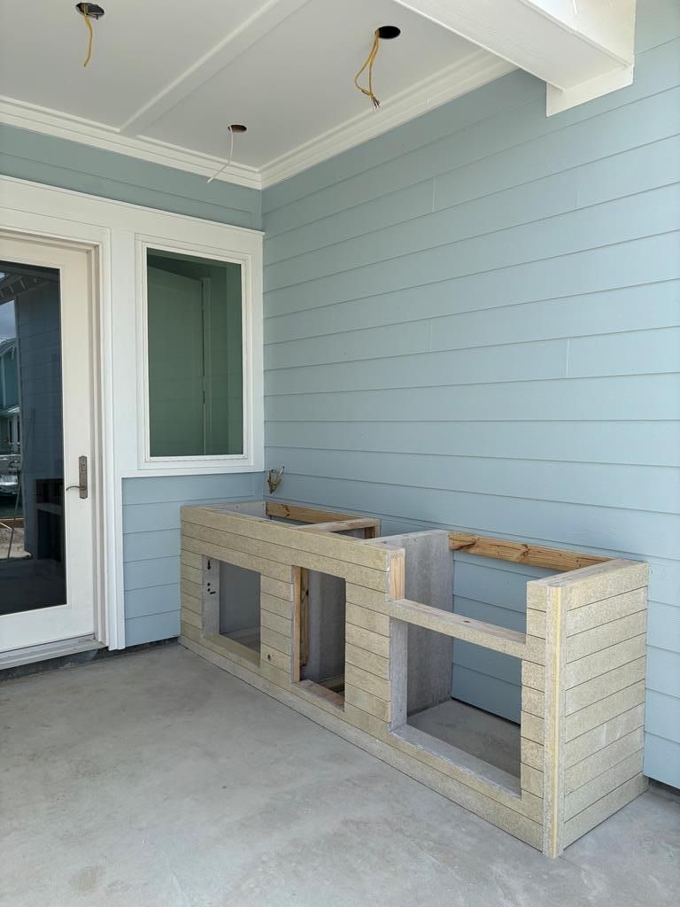 1022 St John Court. Rockport, TX 78382