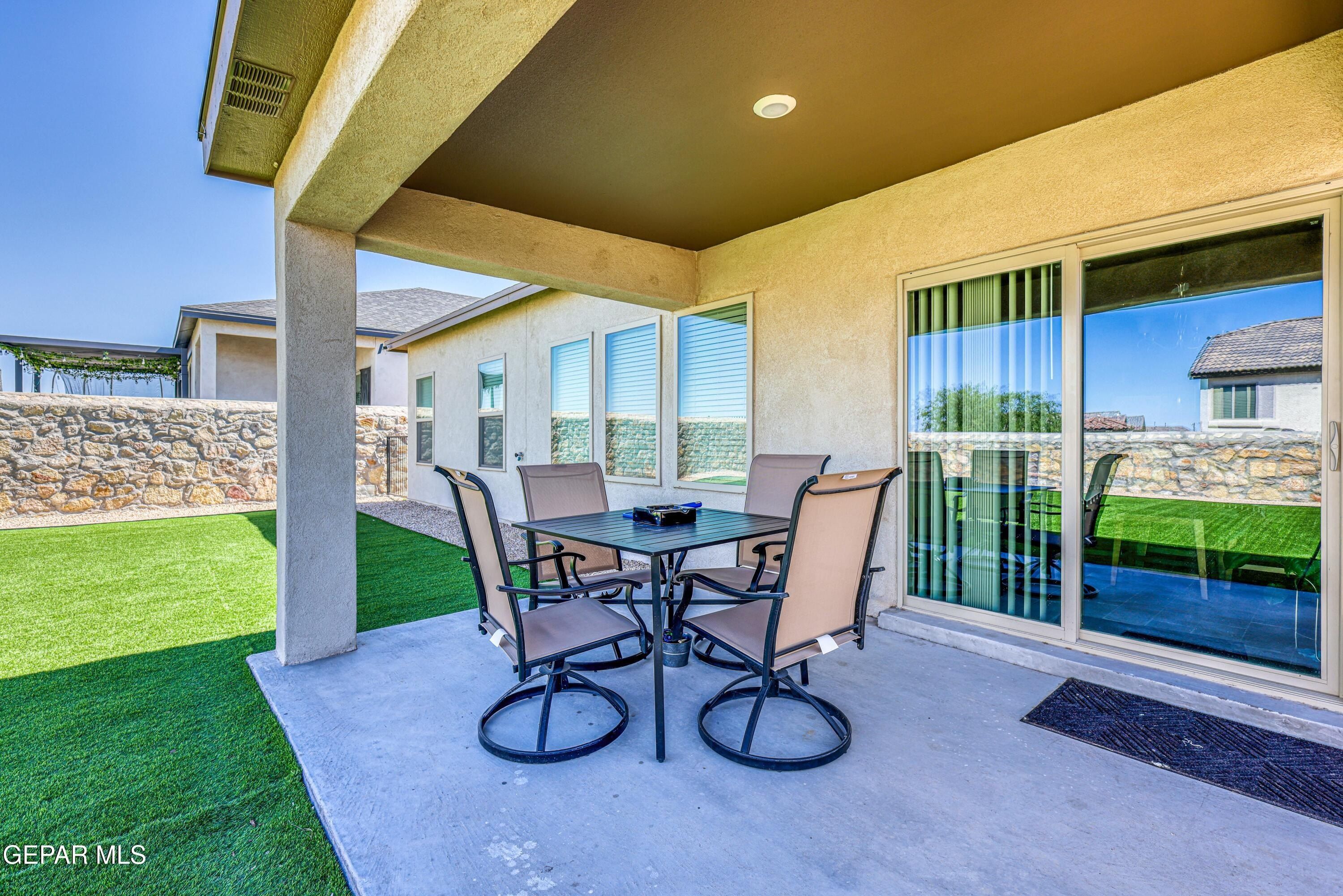 2245 Small Mountain Place. El Paso, TX 79911