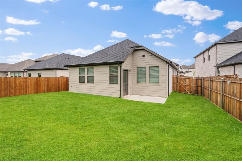 900 Pine Beach Drive. McKinney, TX 75071