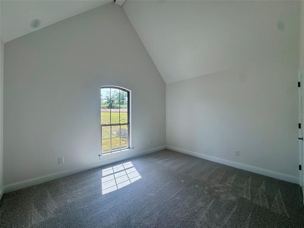 5025 Glenoaks Court. Weatherford, TX 76088