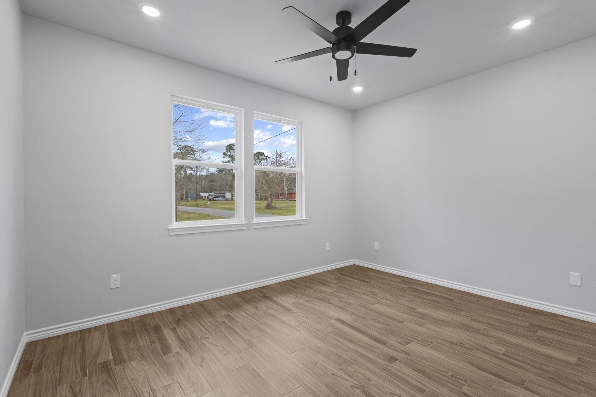 Pine St. Vidor, TX 77662