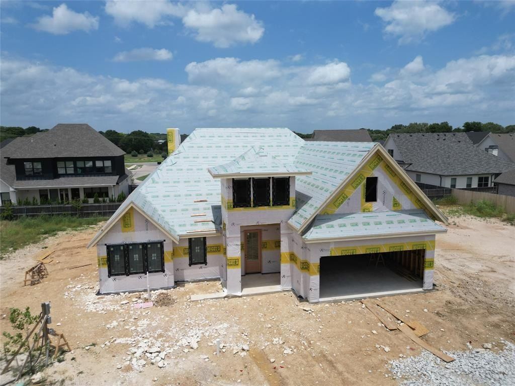 13009 Rainier Drive. Woodway, TX 76712