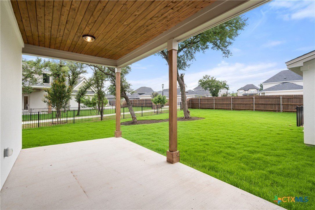 454 Heidi Circle. Salado, TX 76571