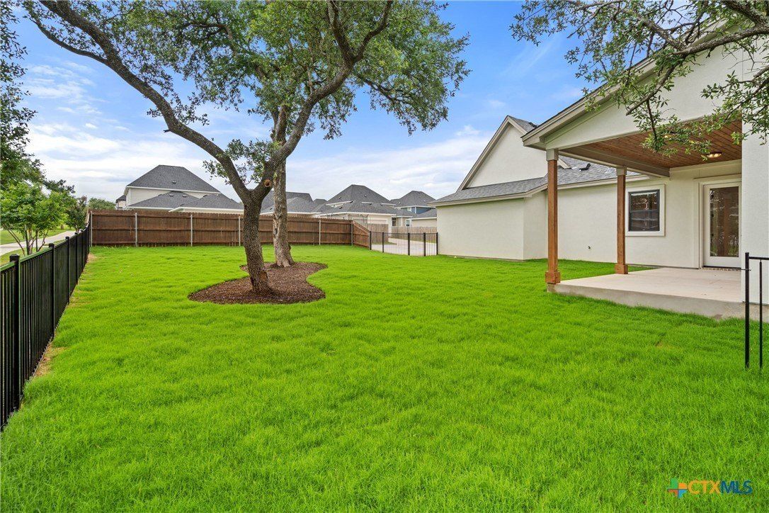 454 Heidi Circle. Salado, TX 76571